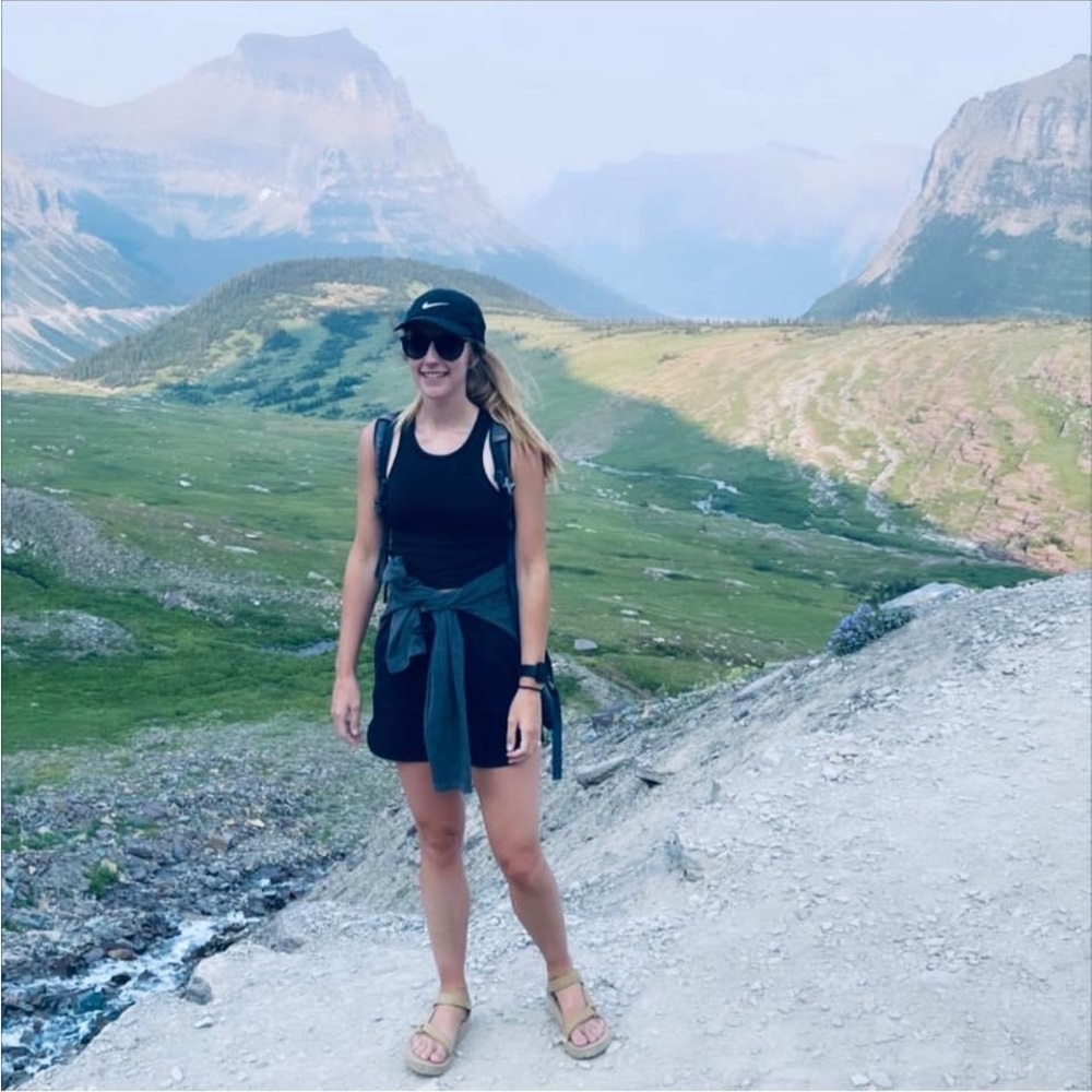 Meet your Posher, Kelsey.